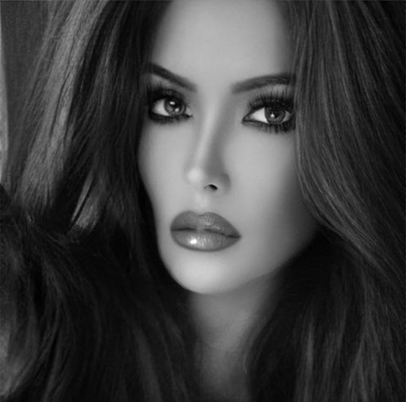 Meet your Posher, Tiffany - Picture 1 of 1